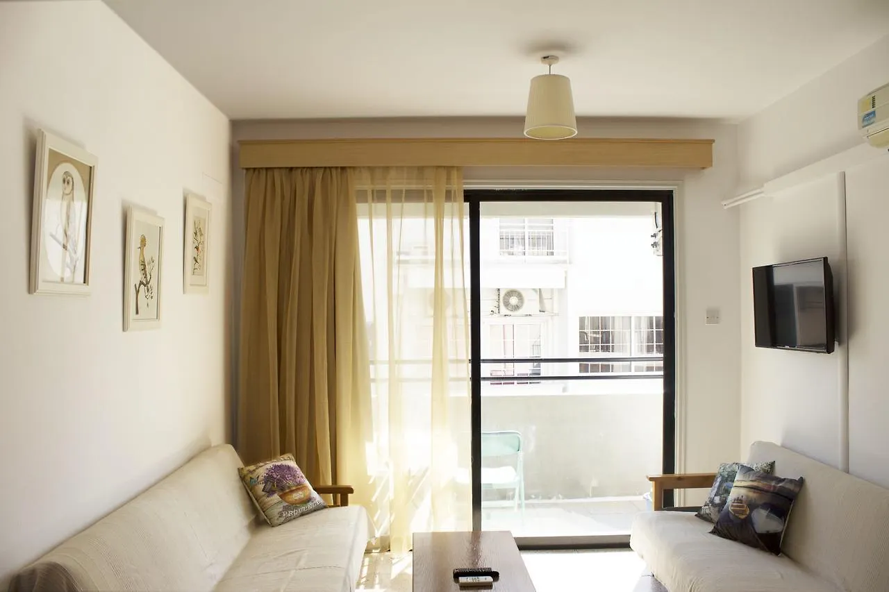 Elli Apartments Larnaca City Center 0*,