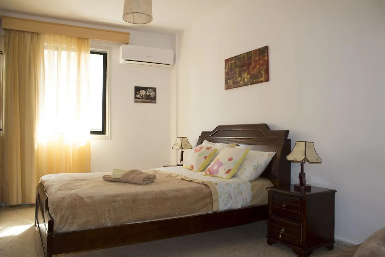 Elli Apartments Larnaca City Center 0*,  Cipru