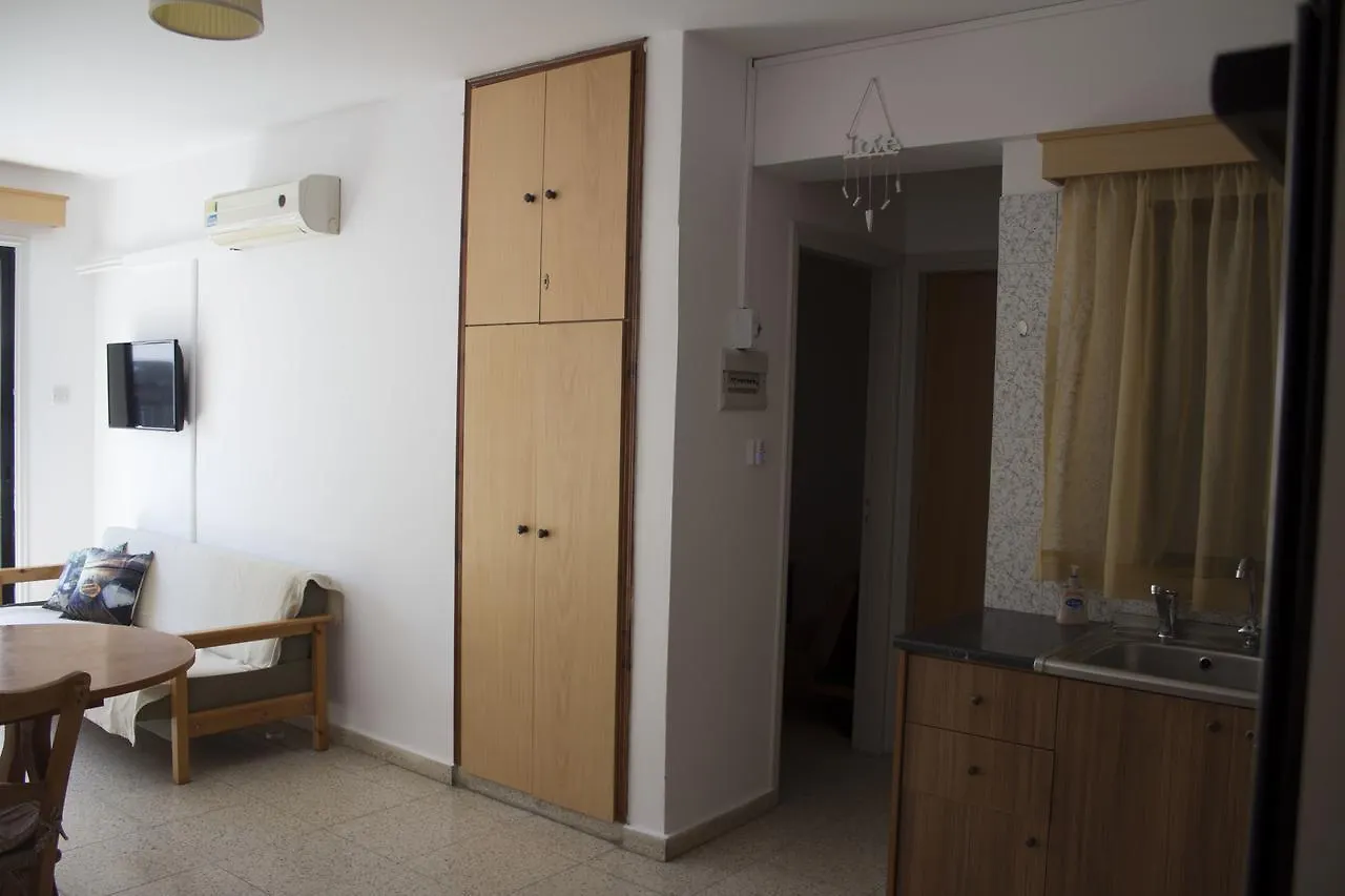 Elli Apartments Larnaca City Center